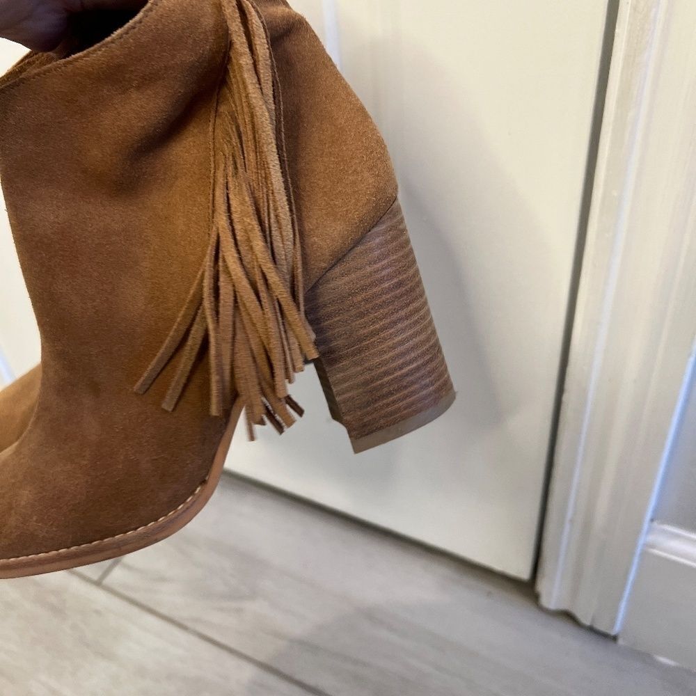 Arturo Chiang Reiden Fringe Ankle Boot, Brown Suede Size 8.5 - Picture 8 of 10